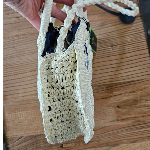 C. Wonder Small Round Crossbody Raina Bag Natural Straw - Picture 6 of 8